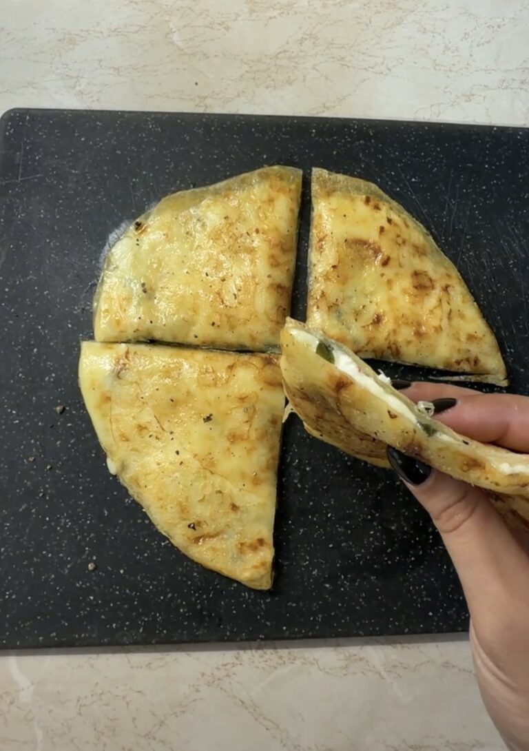 Τυρόπιτα με φύλλα ρυζιού